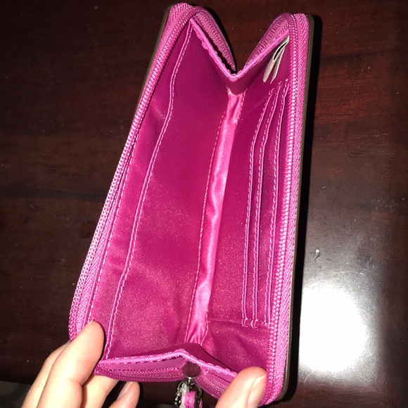 Coach wristlet - Picture 2 of 3